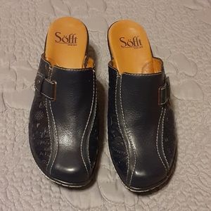 NWOT Soft Western Inspired Clogs